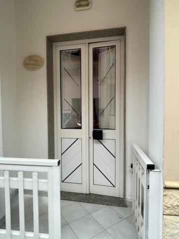 Dimora Nonna Ada Bed & Breakfast Aradeo ภายนอก รูปภาพ