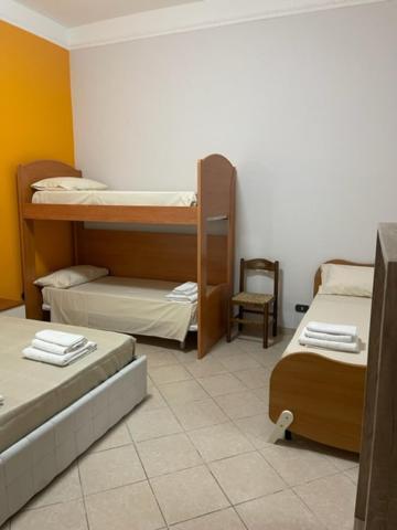 Dimora Nonna Ada Bed & Breakfast Aradeo ภายนอก รูปภาพ